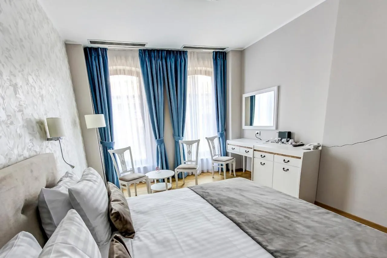 New Era Hotel Old Town Bucharest Parking With Fee Nearby 4*,  Romania