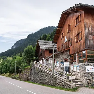 Hostal Hi La Clusaz
