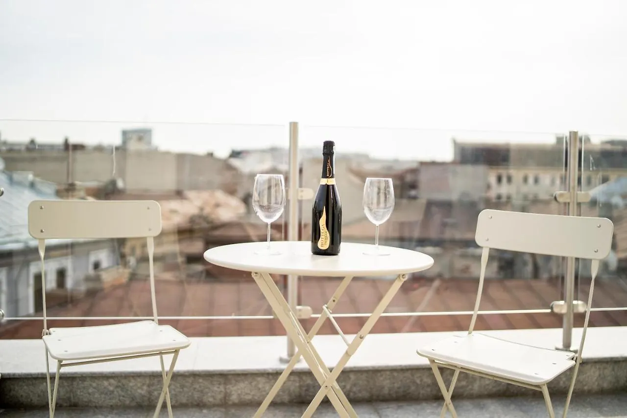 New Era Hotel Old Town Bucharest Parking With Fee Nearby