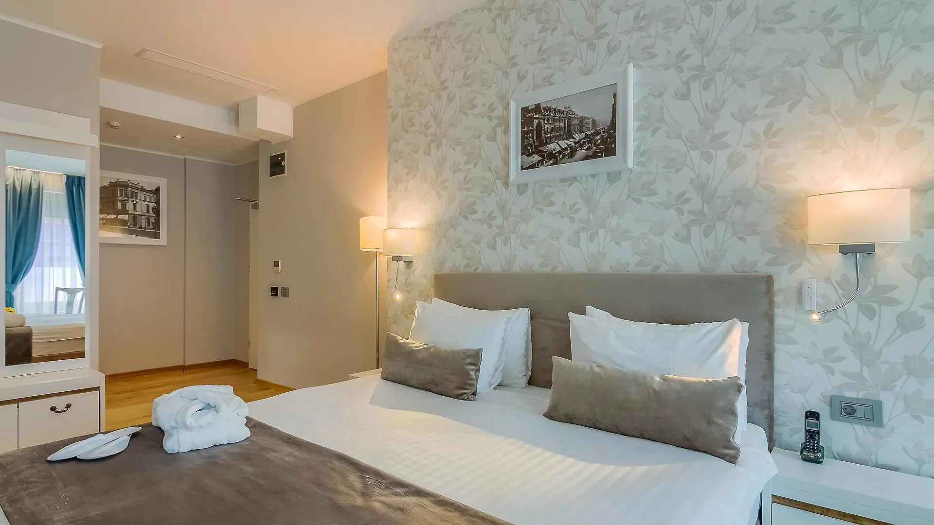 New Era Hotel Old Town Bucharest Parking With Fee Nearby