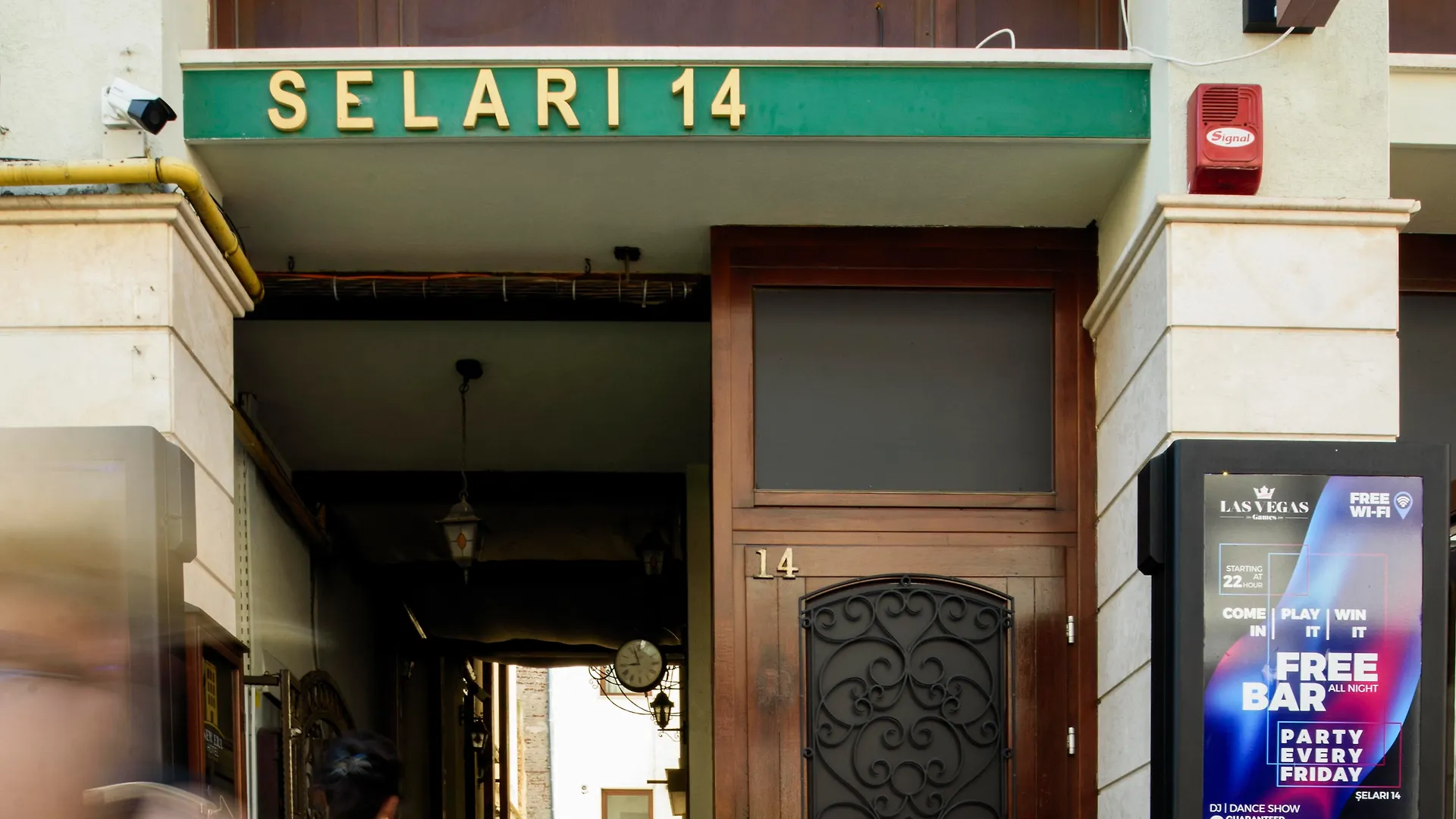 New Era Hotel Boekarest