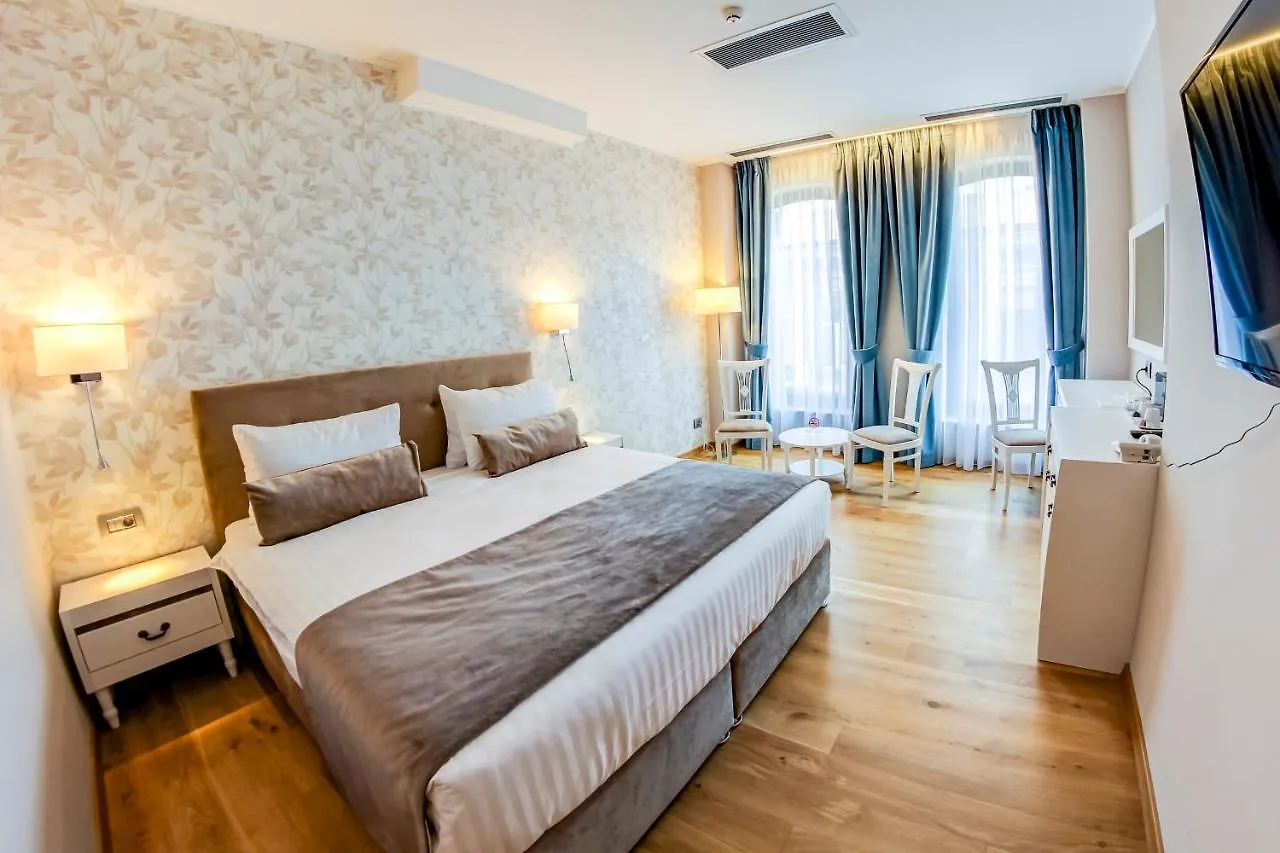 New Era Hotel Old Town Bucharest Parking With Fee Nearby