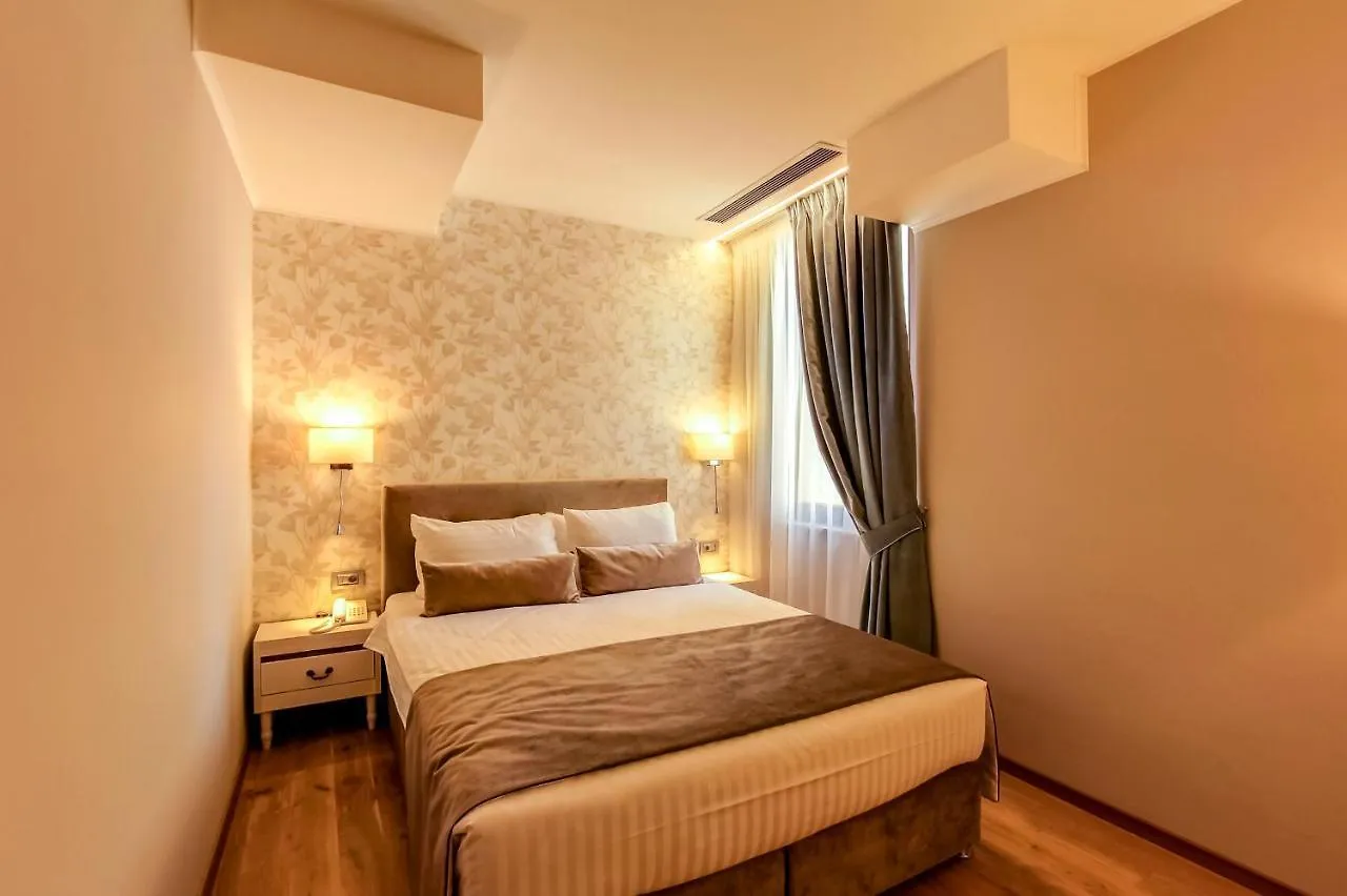 ****  New Era Hotel Old Town Bucharest Parking With Fee Nearby Romania