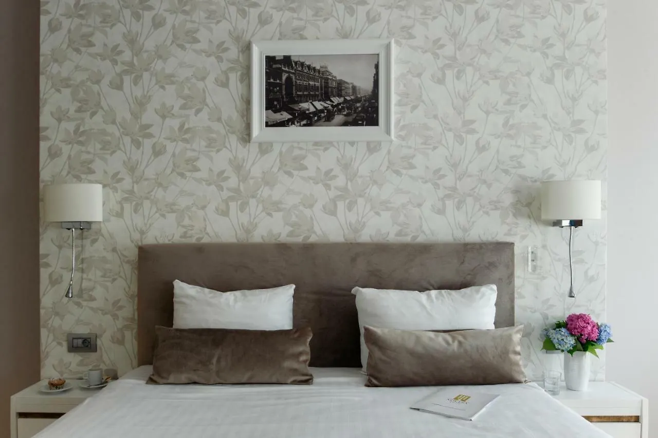 ****  New Era Hotel Boekarest Roemenië