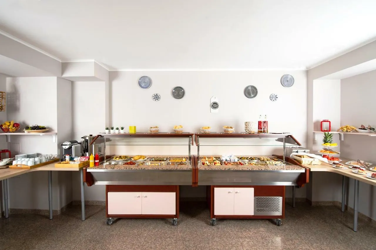 ****  New Era Hotel Boekarest Roemenië